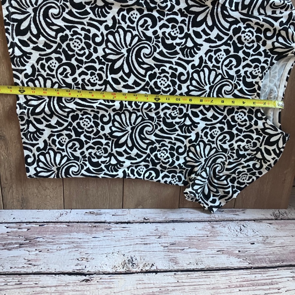 Talbots black and white floral top - Picture 5 of 6